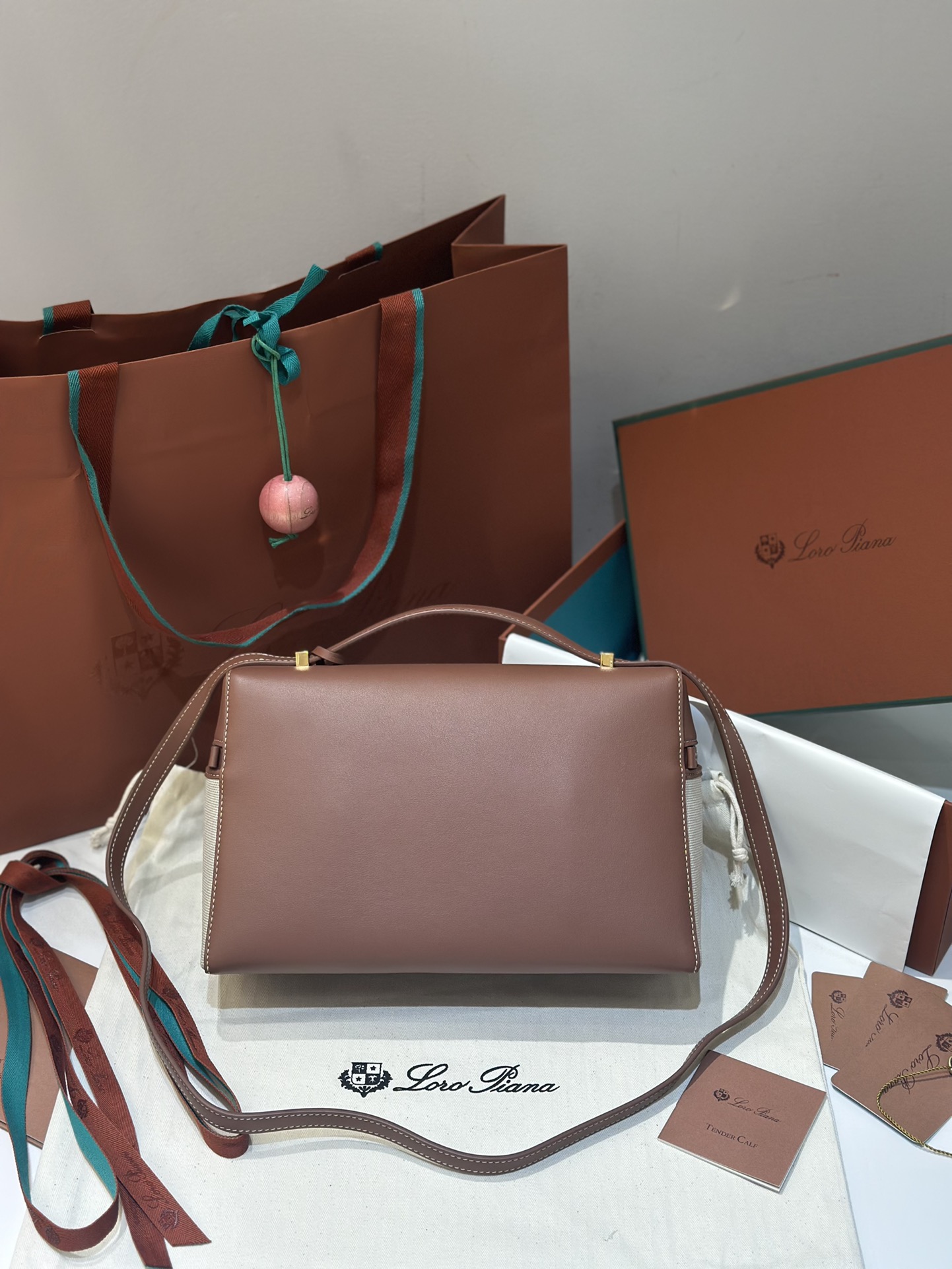 로로피아나 엑스트라 포켓 L27