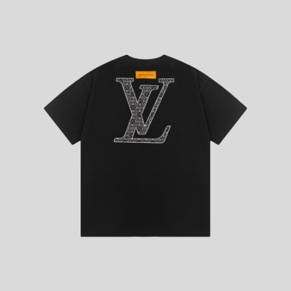 루이비통 플라워 자수 티셔츠