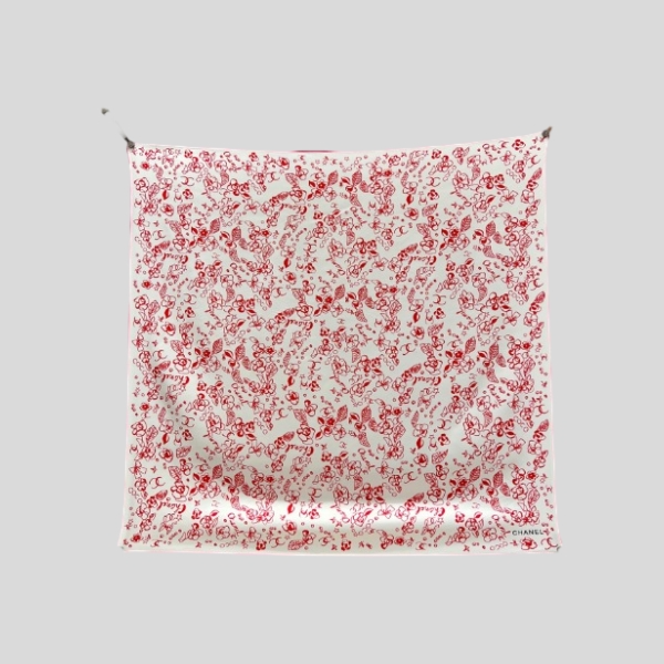 샤넬 한정판 멀티 엘리먼트 스퀘어 스카프 레드