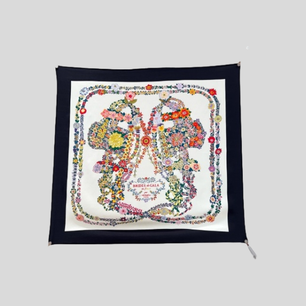 에르메스 블랙 실크 스카프