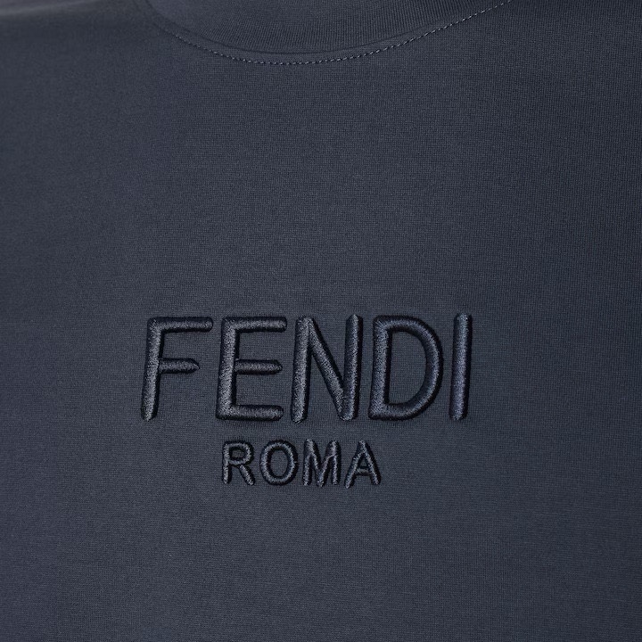 펜디 25시즌 자수 반팔티셔츠