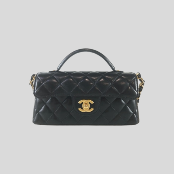 샤넬 핸들 장식 미니 플랩백