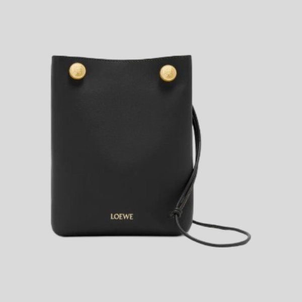 로에베 페블 파우치