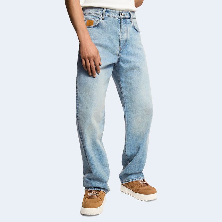 루이비통 스케이트 핏 데님 팬츠 1AGIXK