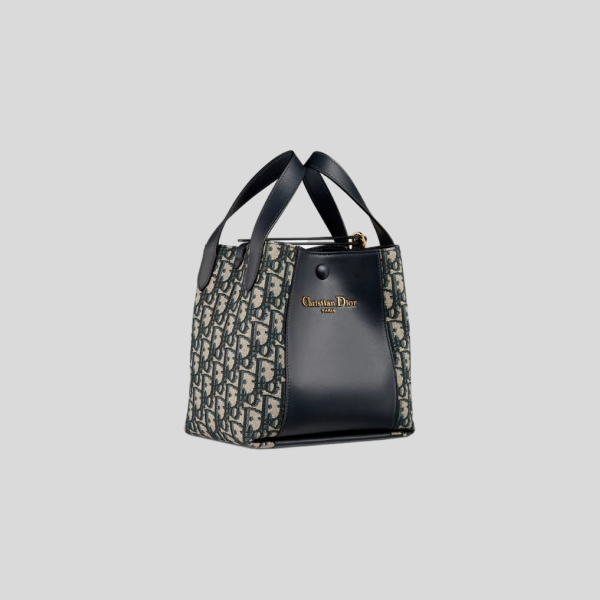 디올 Signature 스몰 버킷백