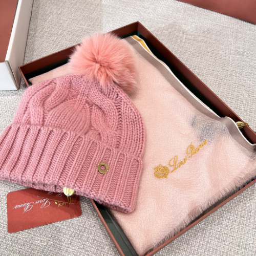 로로피아나 스카프 / 모자