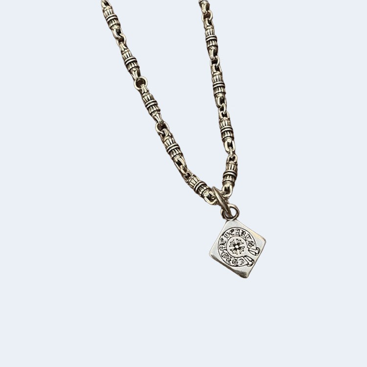 크롬하츠 다이스 큐브 목걸이