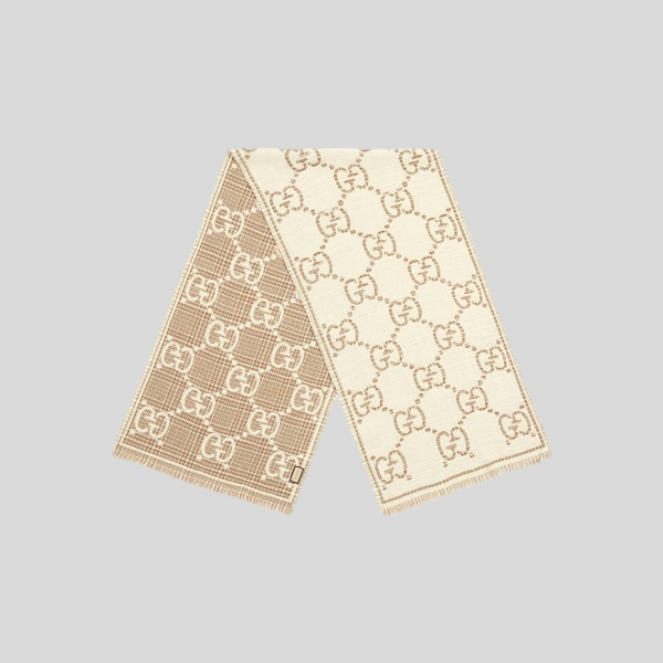 구찌 GG 울 자카드 스카프