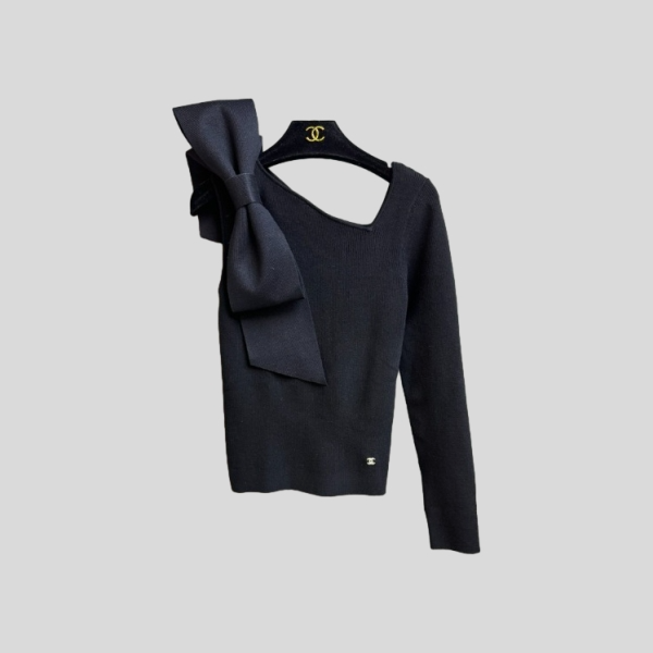 샤넬 원숄더 탑