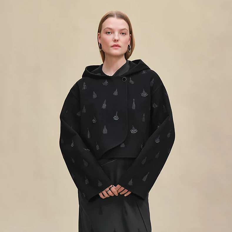 에르메스 후디드 엠브로이더드 자켓