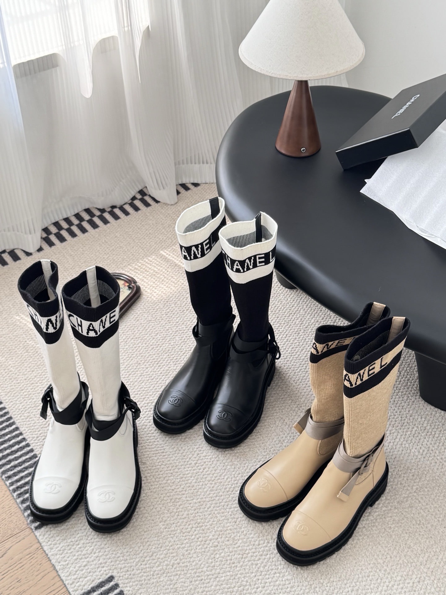 샤넬 25K 신상 양말부츠