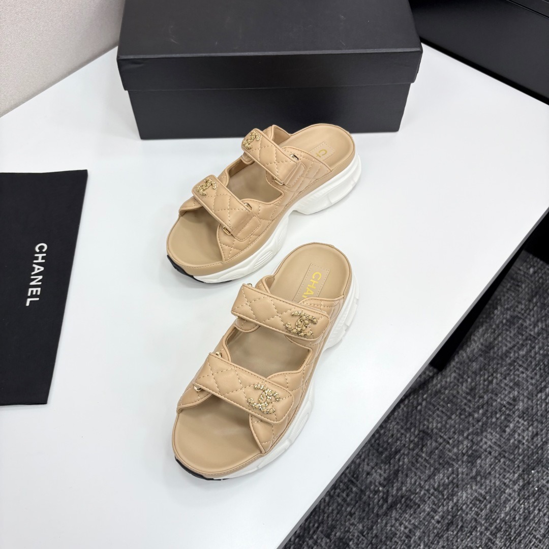 샤넬 2025 봄여름 최신 벨크로 비치샌들