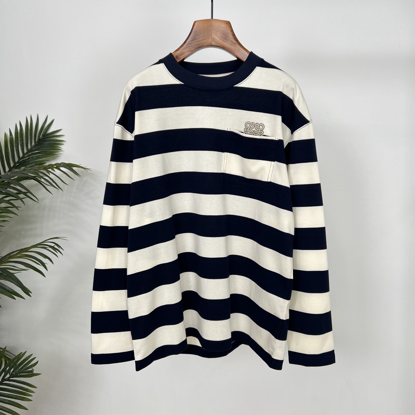 로에베 25년 신상 순면 루즈핏 스트라이프 긴팔