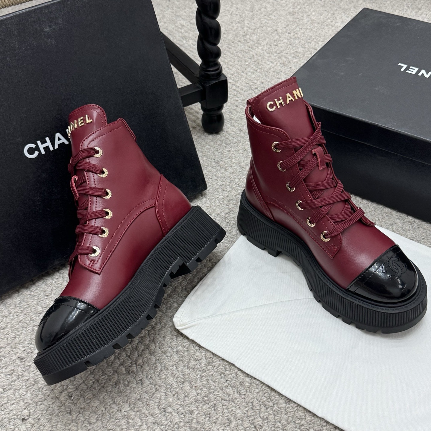 샤넬 25B 가을 겨울 신상 소가죽 통굽 워커