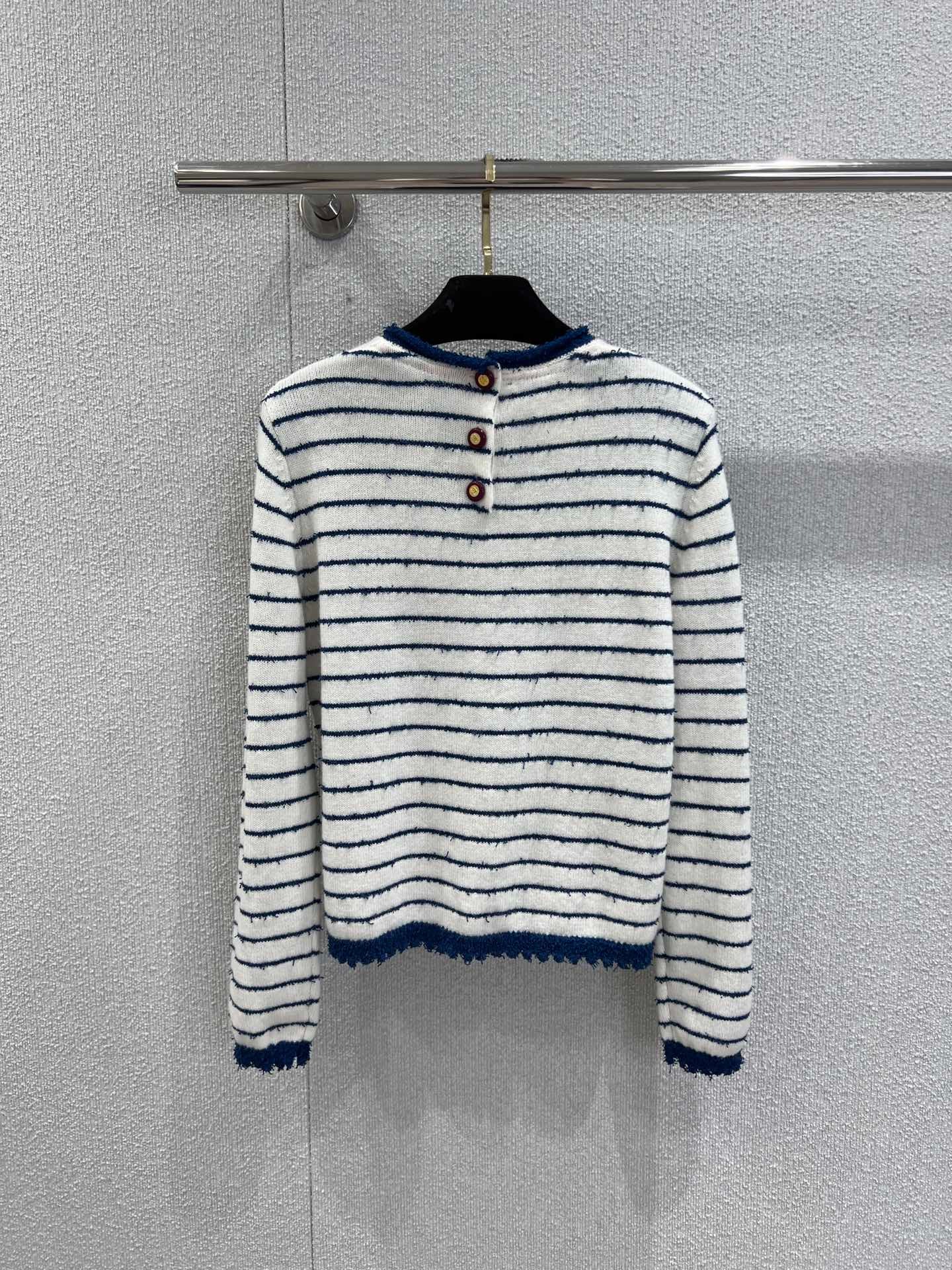 샤넬 25B 핸드메이드 신상 스트라이프 니트탑