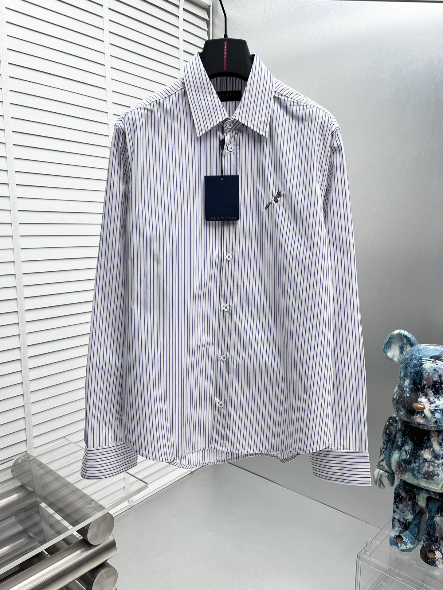 루이비통 25ss 신상 스트라이프 캐주얼 셔츠