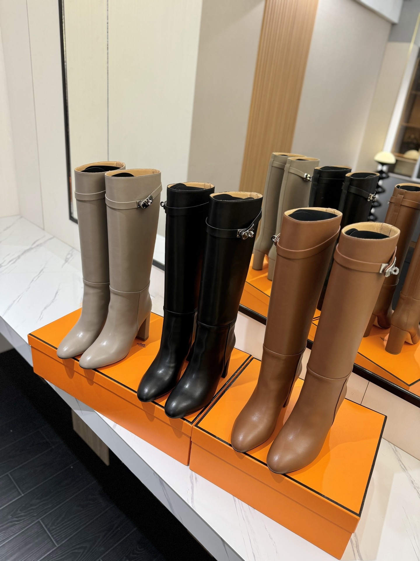 에르메스 프리미엄 첼시 앵클부츠