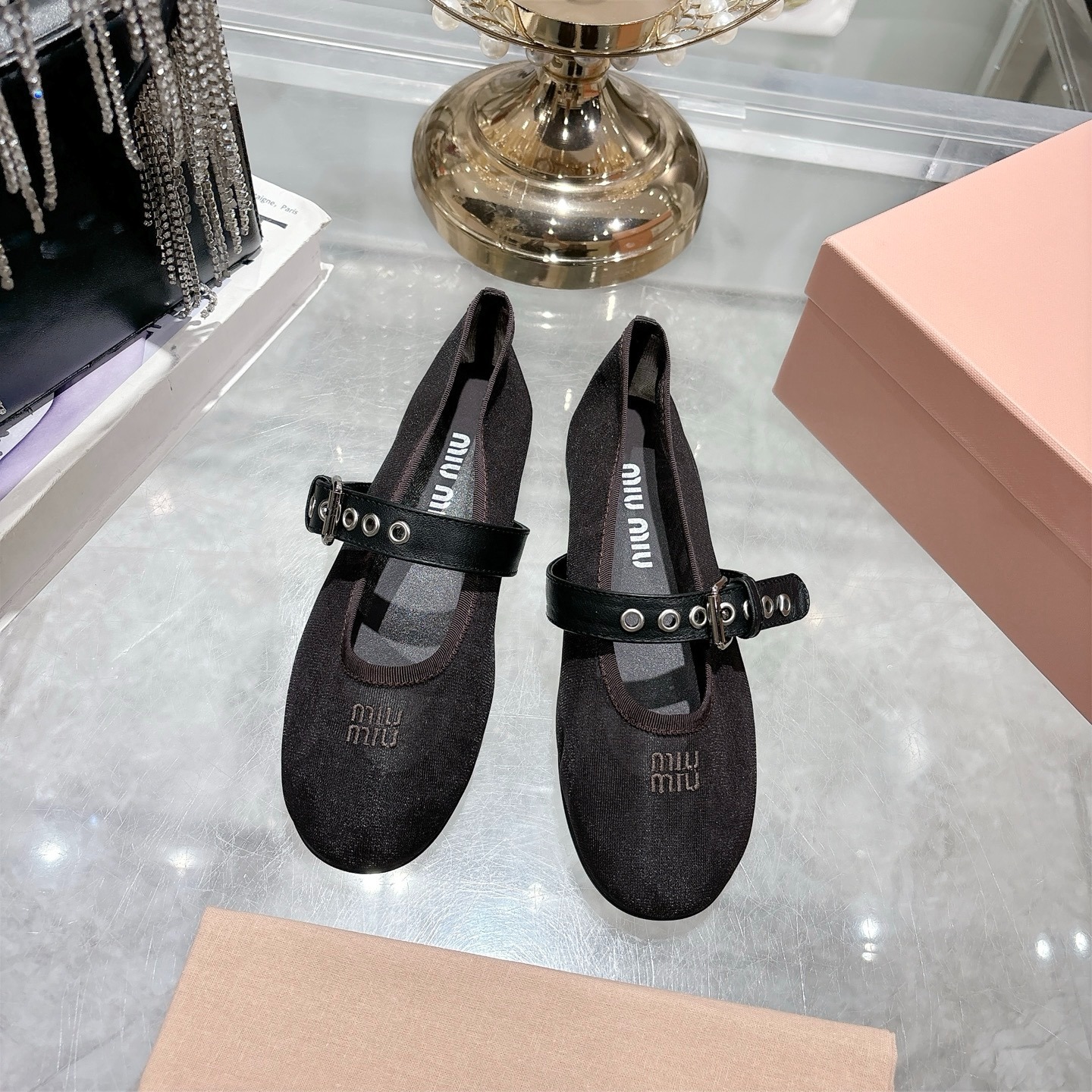 미우미우 신상 메리제인 발레화