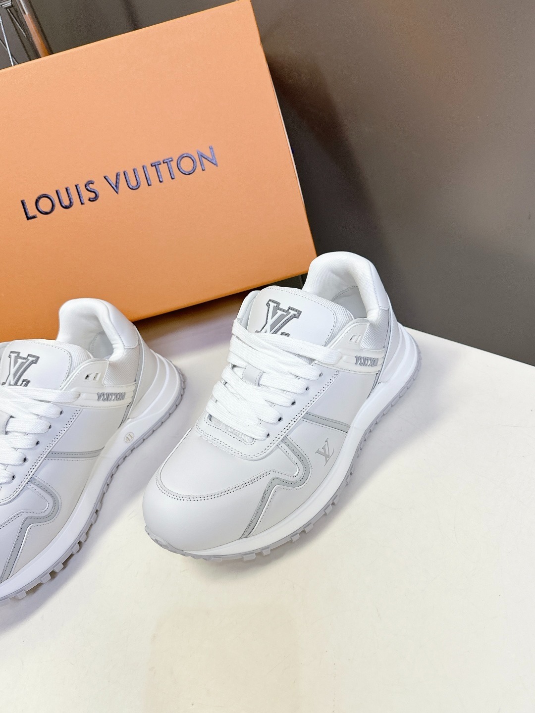 루이비통 맥시 커플 운동화