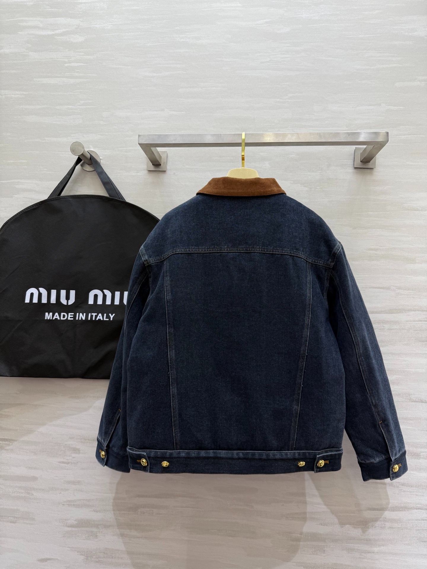 미우미우 신상 패딩 데님 코듀로이 터틀넥 자켓