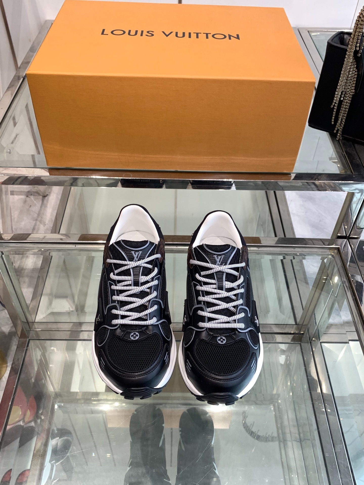 루이비통 25ss 뉴 올림피아 스니커즈