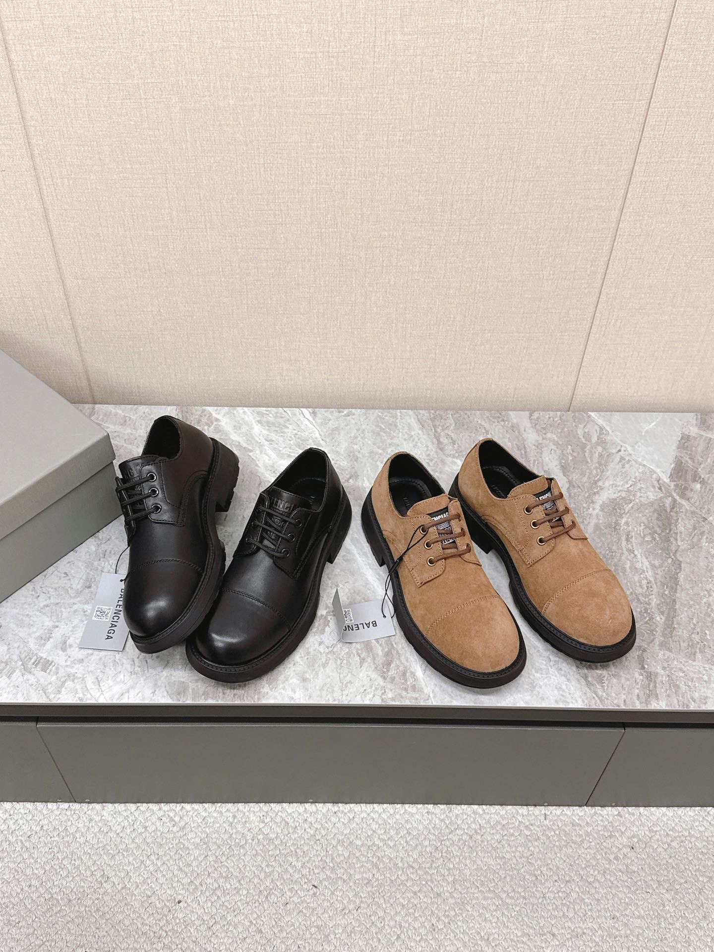 발렌시아가 신상 구두 워커