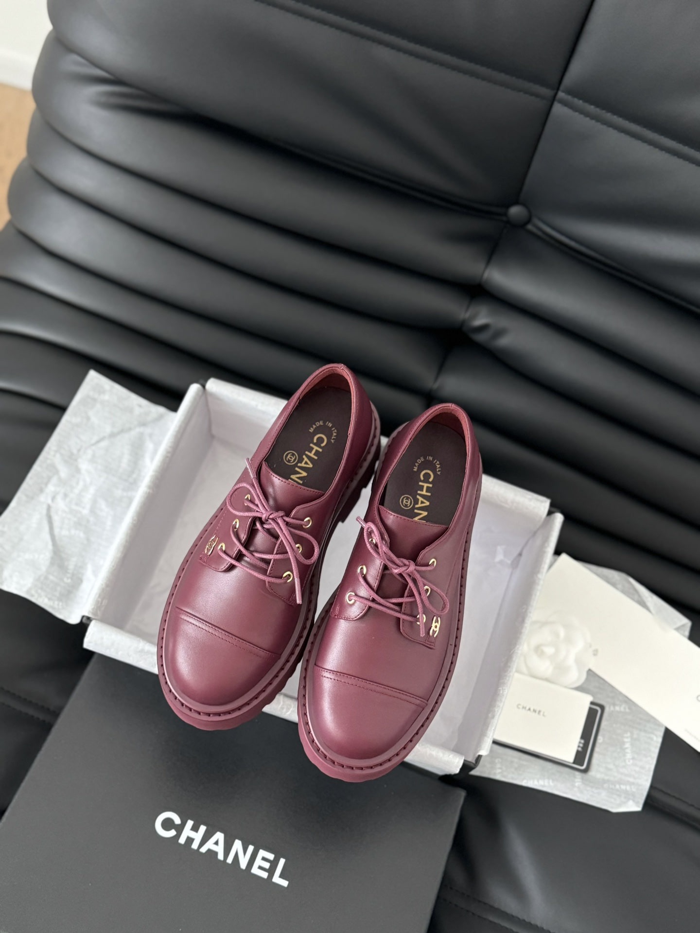 샤넬 25B 뉴 통굽 로퍼