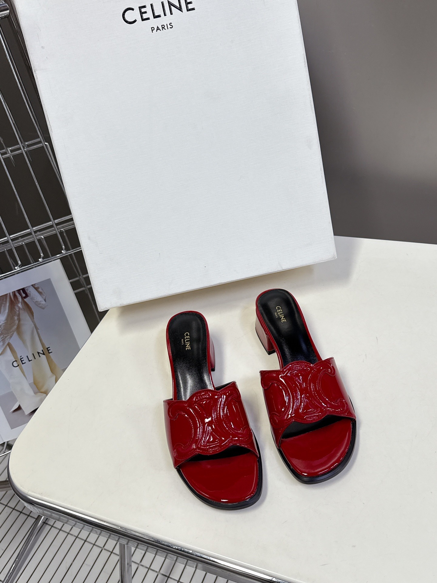 셀린느 봄여름 신상 통굽 뮬러 슈즈