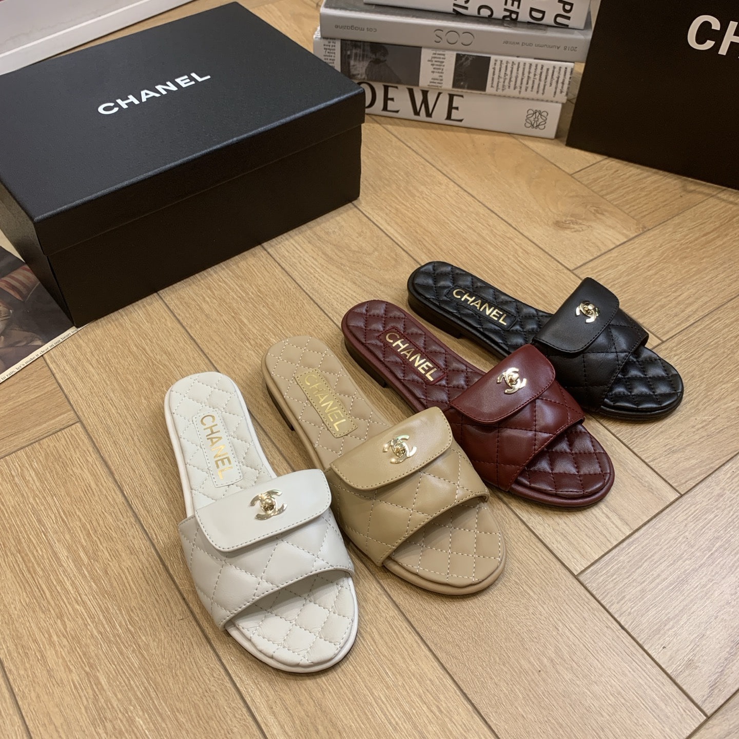 샤넬 25ss 신상 슬립온 슬리퍼