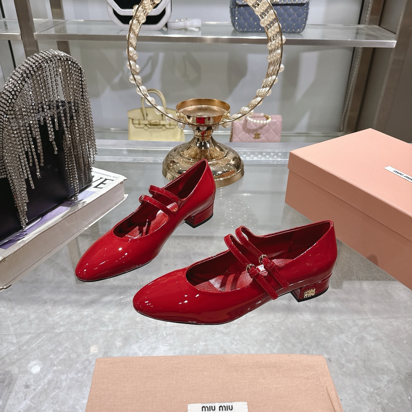 미우미우 25 가을 겨울 스트랩 단화