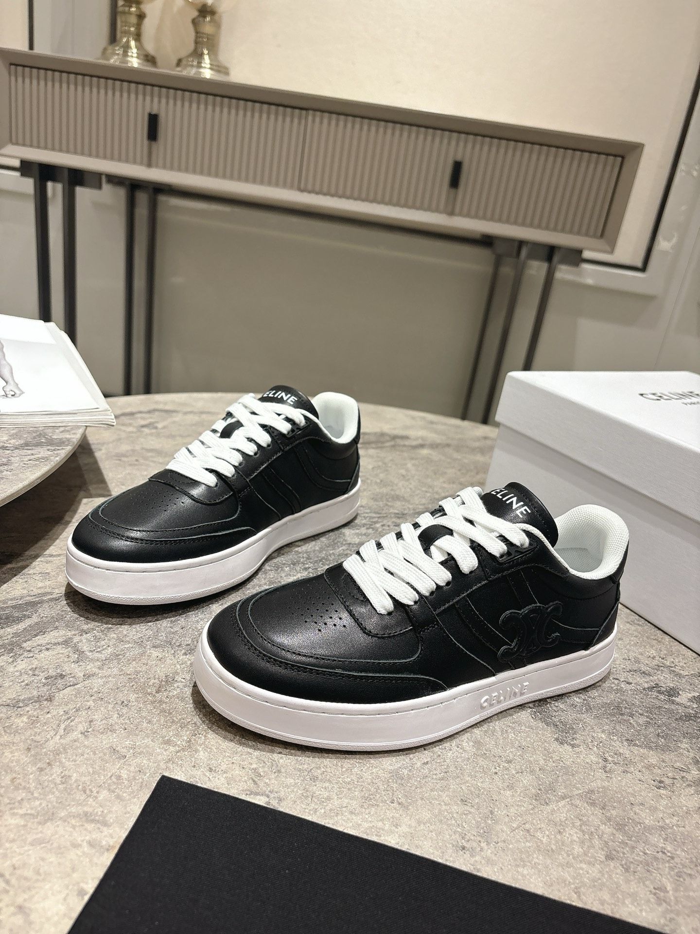 셀린느 25 신상 스니커즈 슬립온