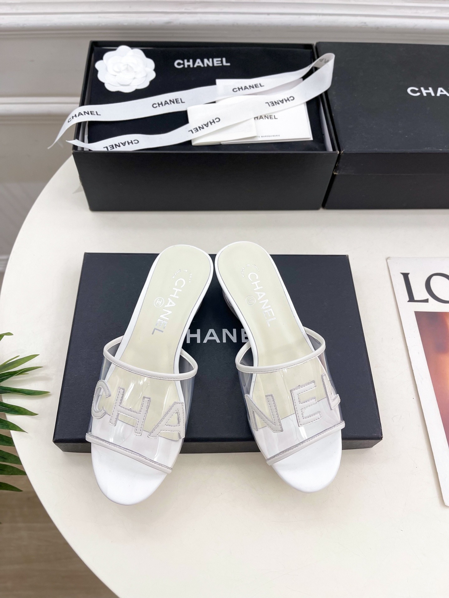샤넬 25  신상 크리스탈 굽 슬리퍼