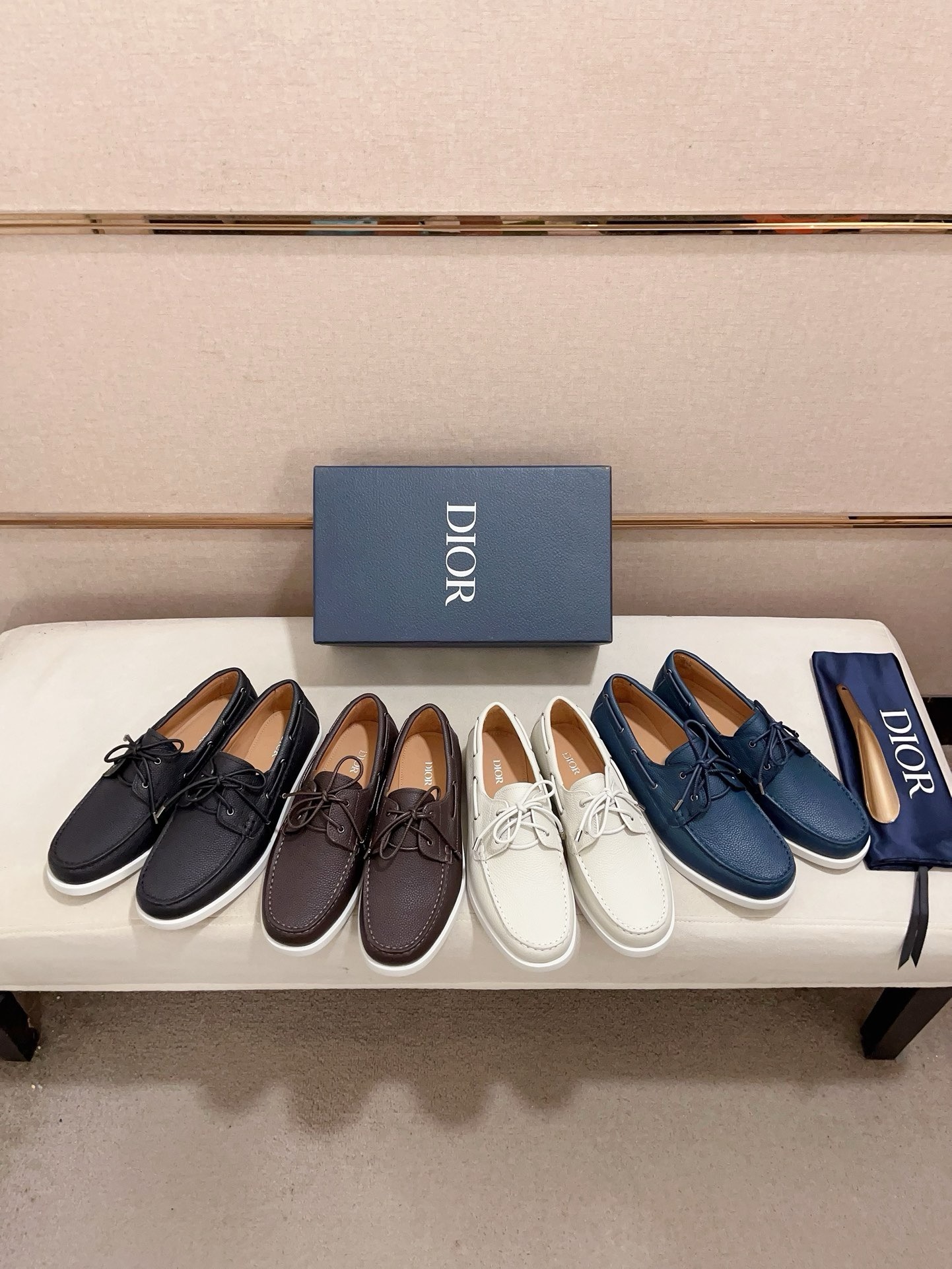 디올 25 신상 로퍼