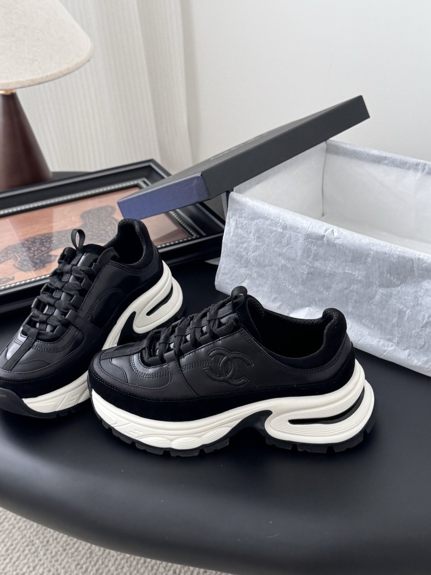 샤넬 25C 신상 스니커즈