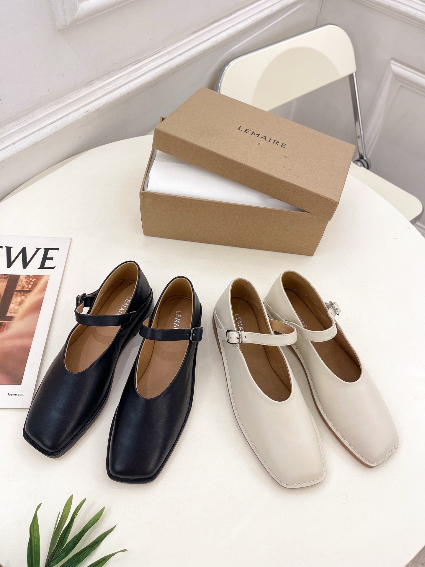 르메르 25 봄여름 신상 플랫 메리제인 발레화