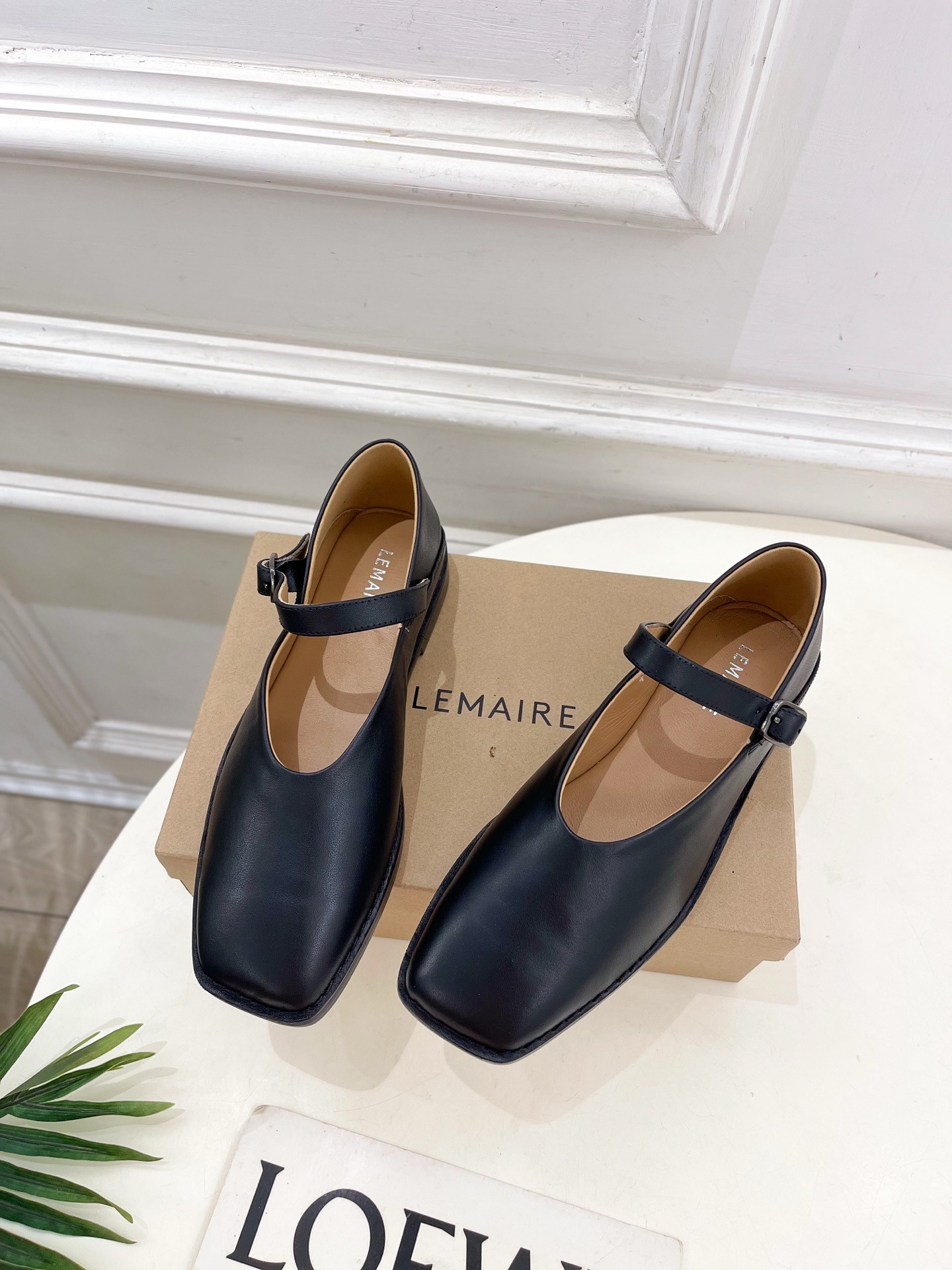 르메르 25 봄여름 신상 플랫 메리제인 발레화