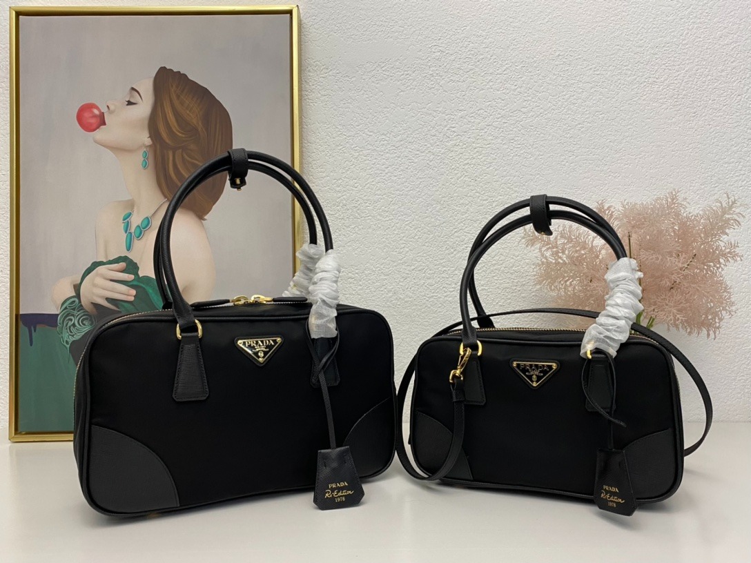 프라다 리에디션 1978 토트백