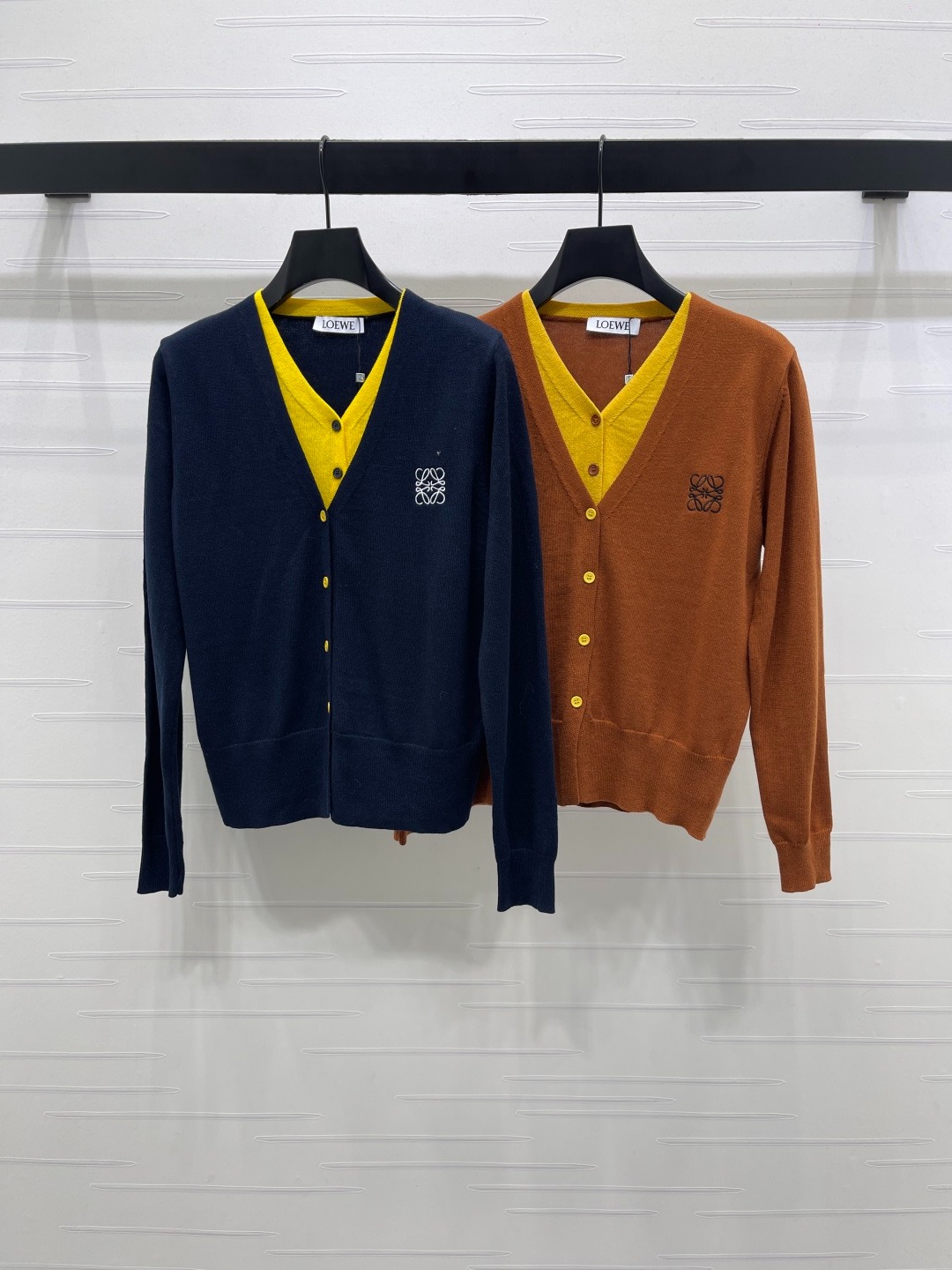 로에베 25 신상 페이크 니트 카디건