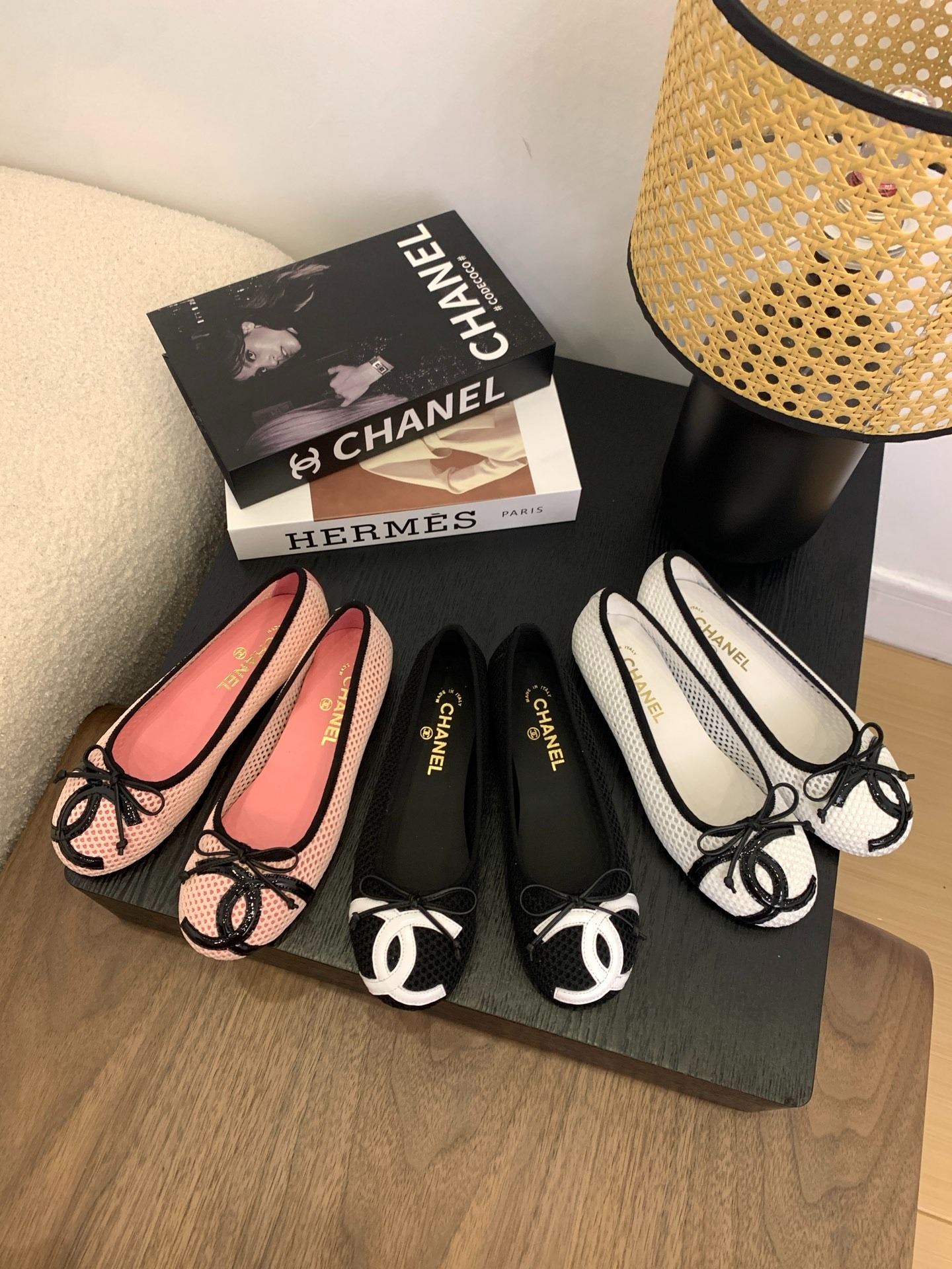 샤넬 25 신상 플랫 에어메쉬 발레화