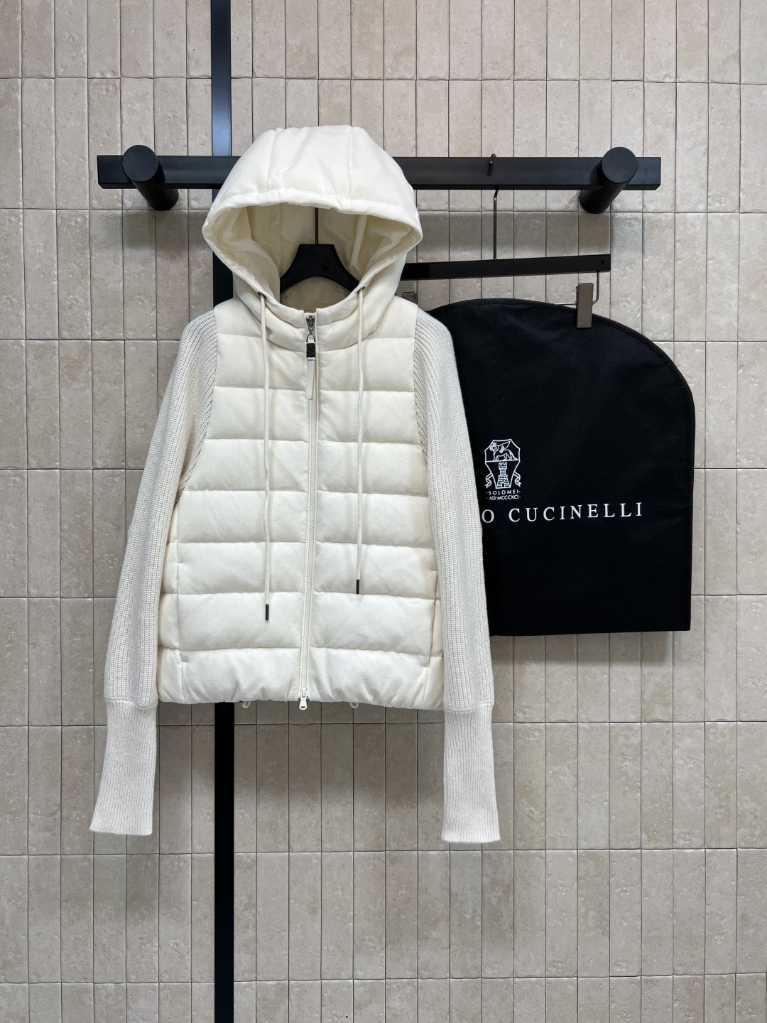 브루넬로쿠치넬리 쿠치넬리 25 신상 패딩 울 캐시미어