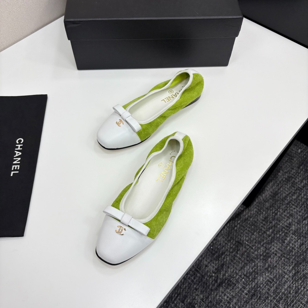 샤넬 25 신상 발레 슈즈