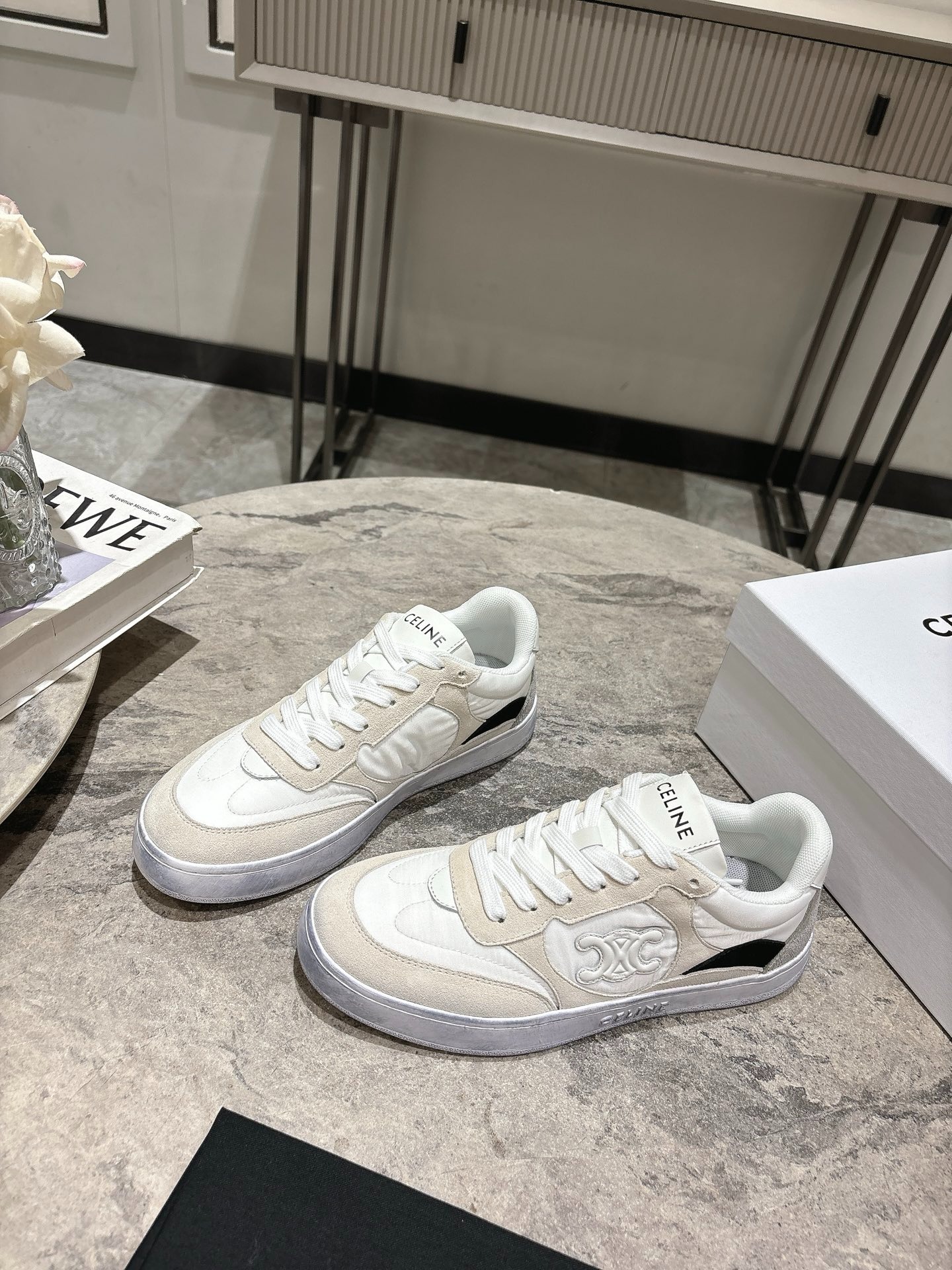 셀린느 신상 스니커즈