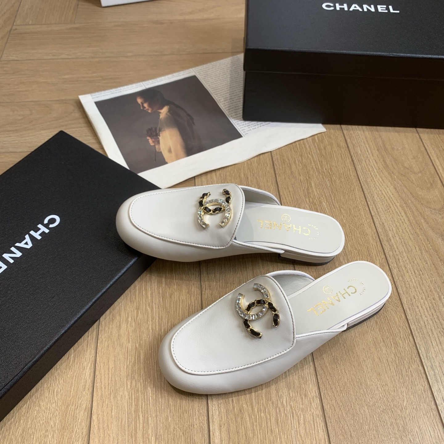 샤넬 25 신상 통굽 로퍼 슬리퍼