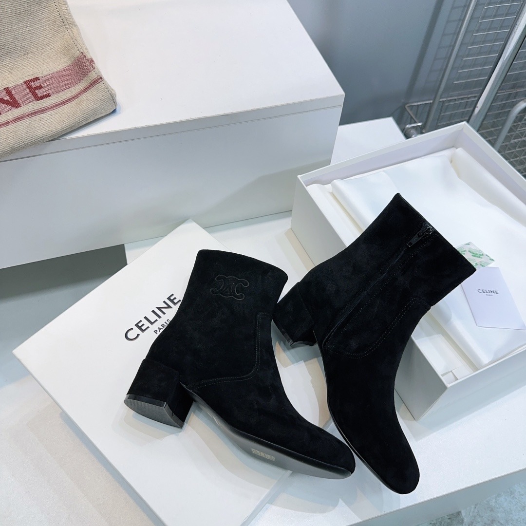 셀린느 25ss 가을/겨울 신상 스틸레토 앵클부츠