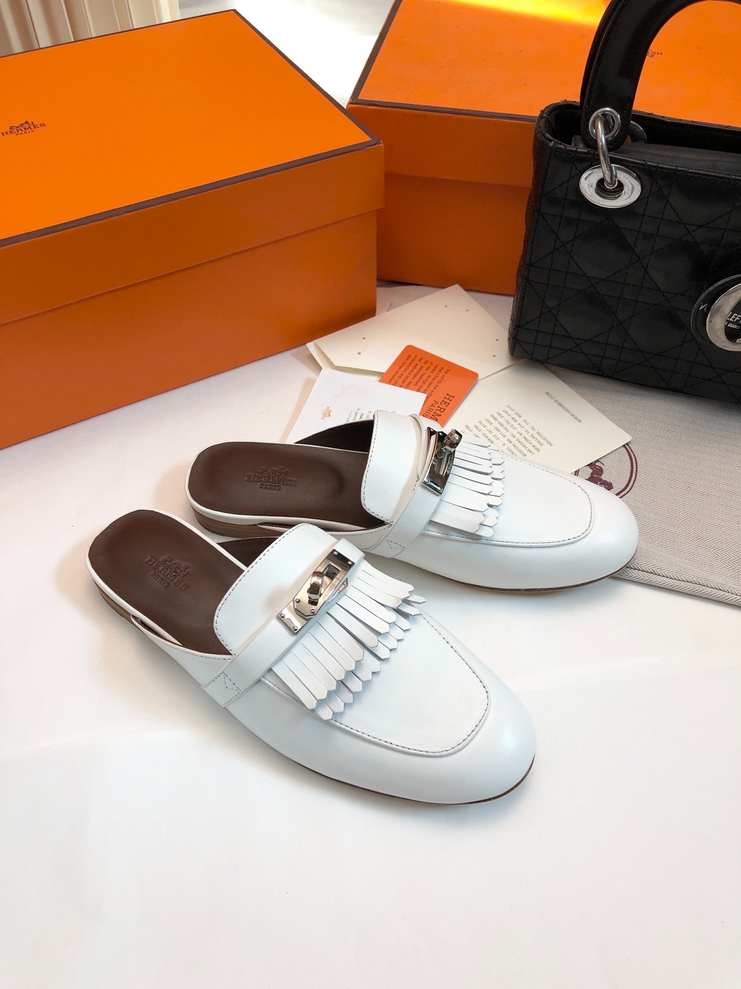 에르메스 2025 H 클래식 켈리뮬러 세미슬리퍼 태슬타입