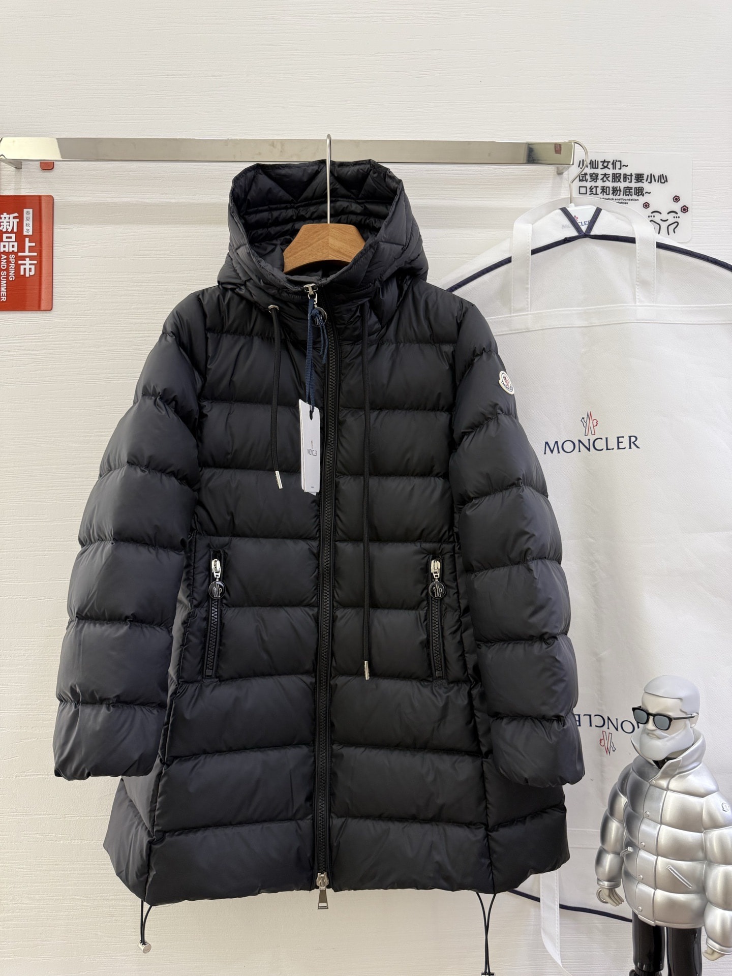 몽클레어 신상 미디 패딩