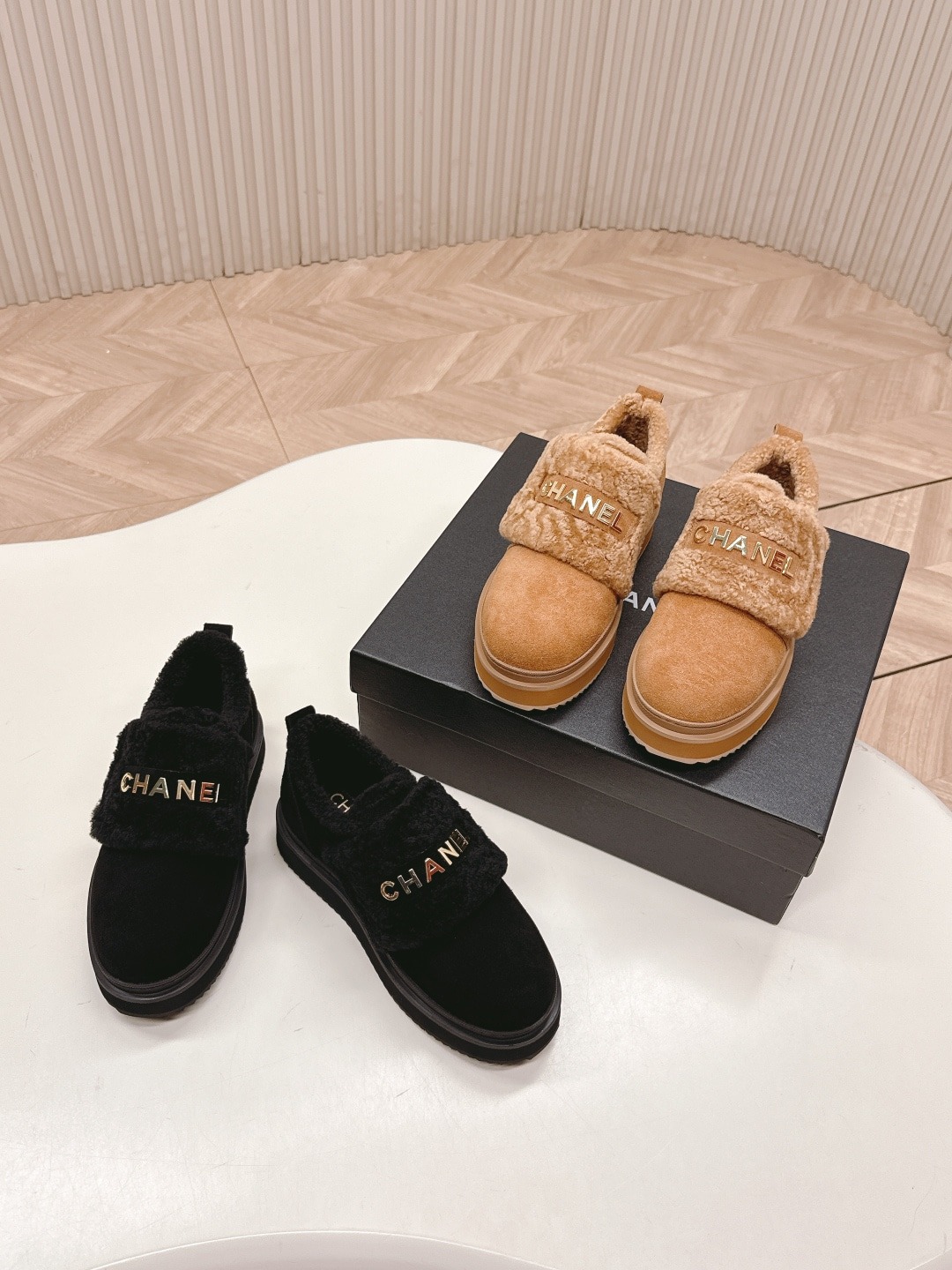 샤넬 클래식 털부츠 스웨이드