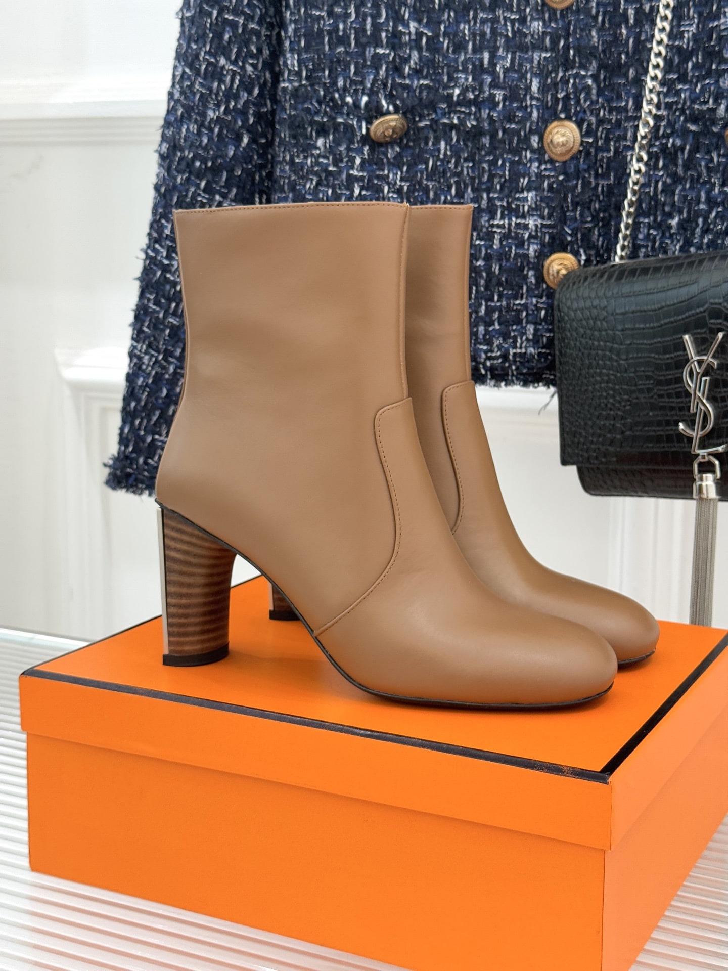 에르메스 25WF 신상 스틸레토 앵클부츠