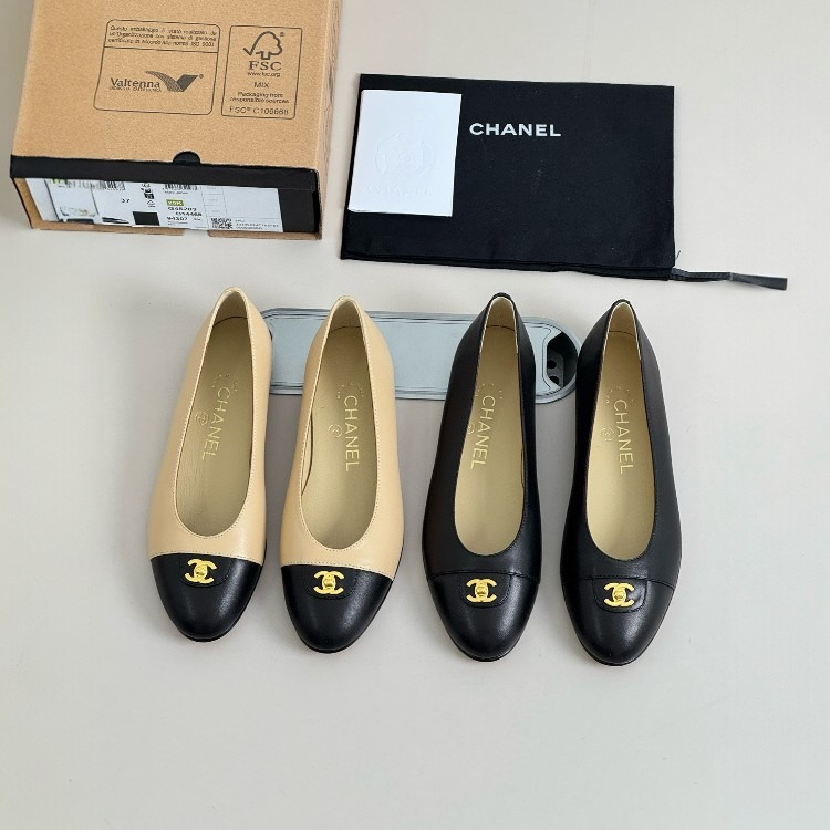 샤넬 투톤 발레리나 플랫 슈즈