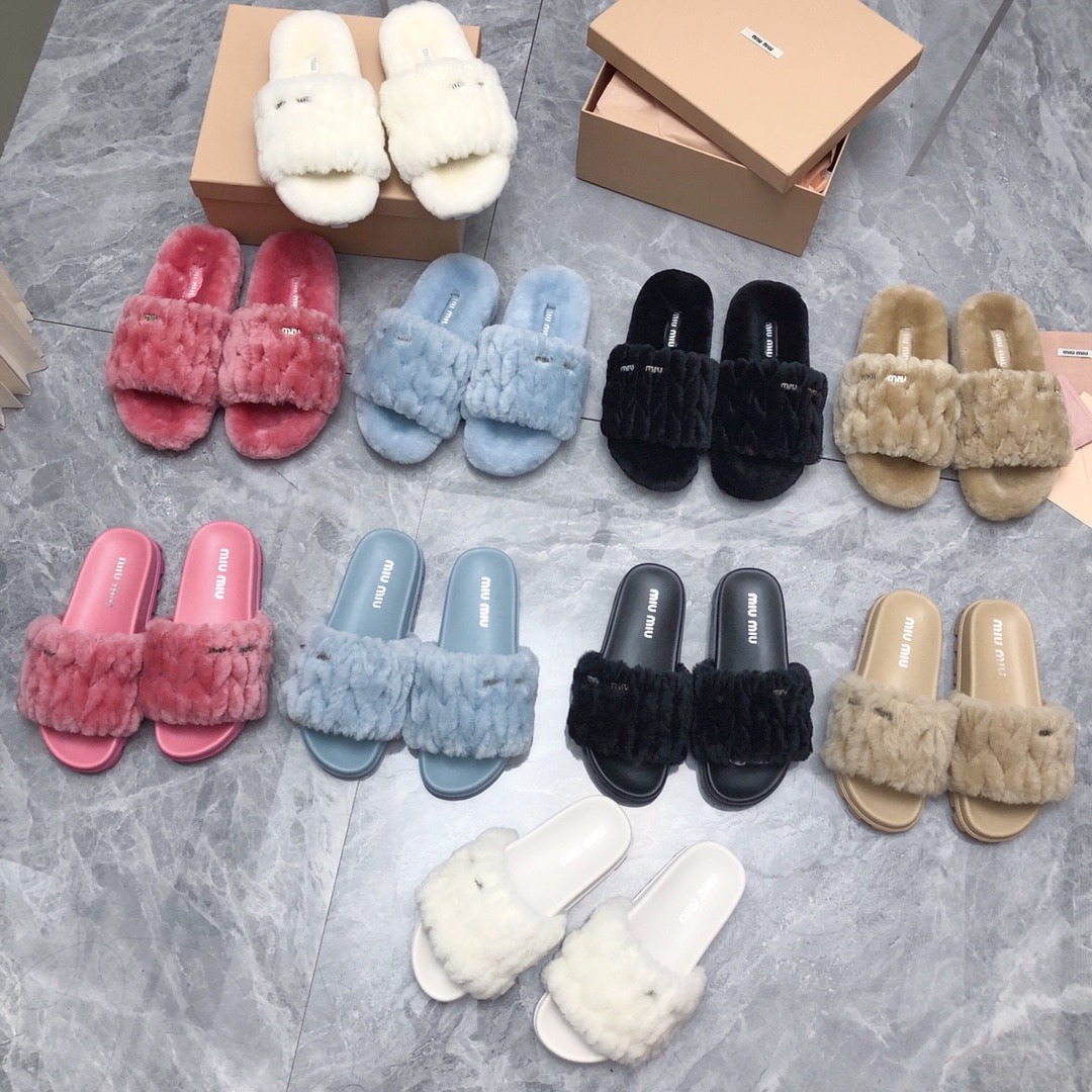 미우미우 25 가을 겨울 신상 털 슬리퍼